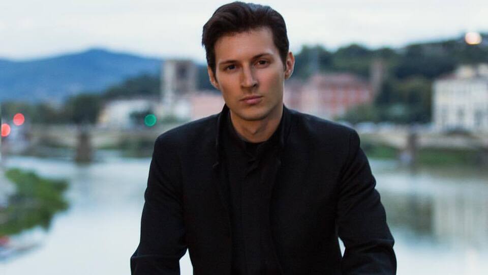 Дуров живет в ОАЭ и украденные экспонаты хотел бы передать в Абу-Даби