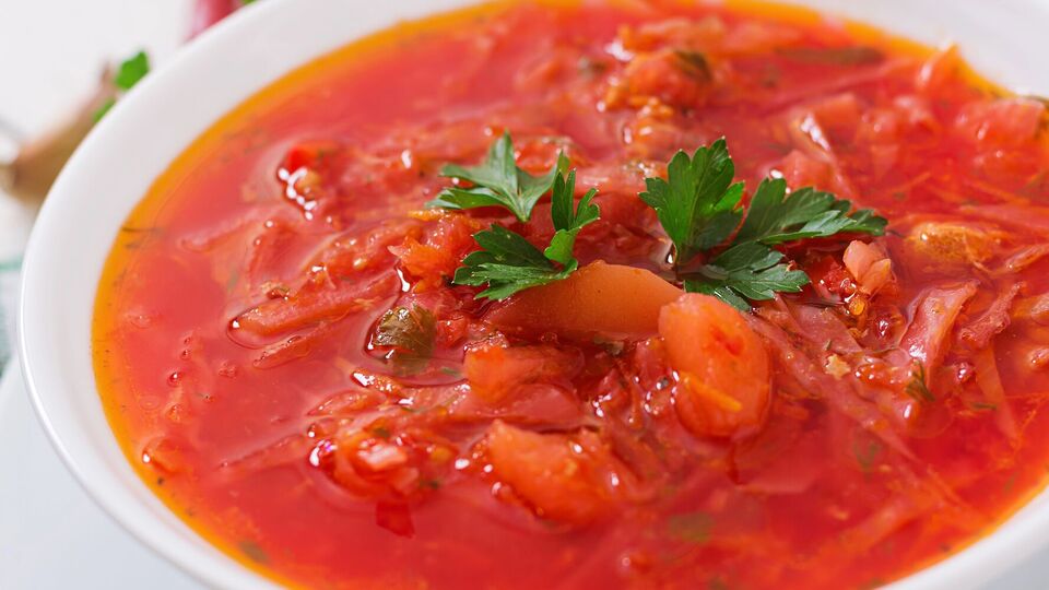 Борщ варят в два этапа