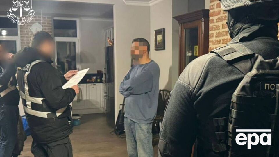 В Офісі генпрокурора повідомили, що Білоус систематично схиляв студенток до сексу без їхньої добровільної згоди