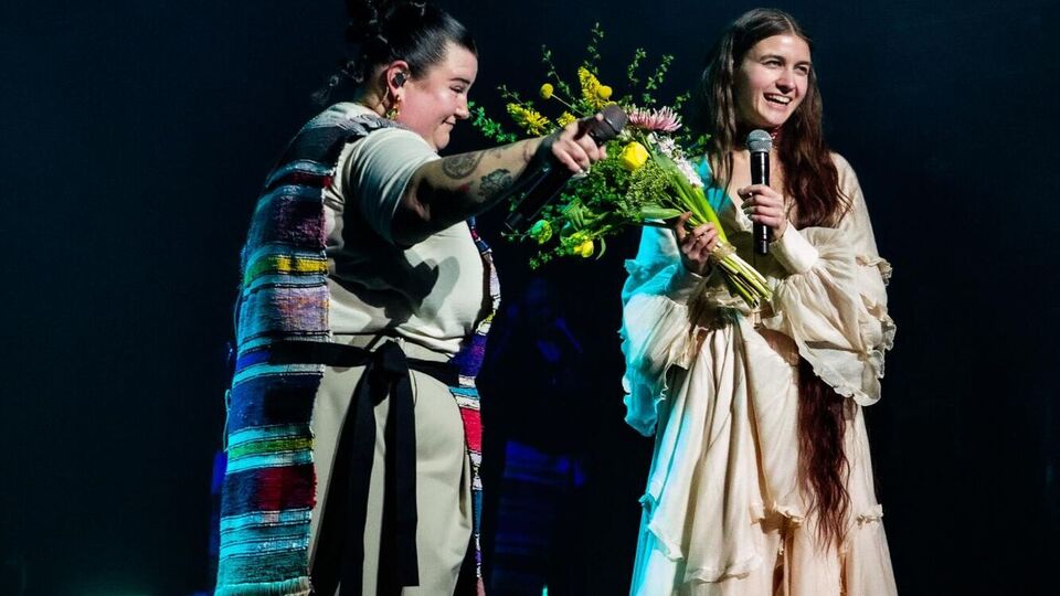 Jerry Heil исполнилось 30 лет. alyona alyona пожелала ей, чтобы "все удалось"