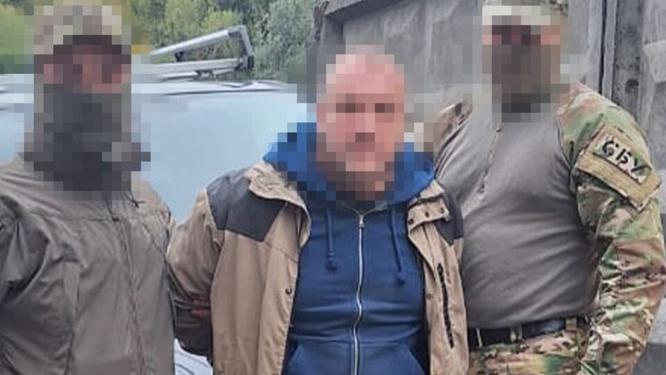 После разведвылазок фигурант формировал "отчет" и отправлял его куратору в виде скриншотов электронных карт, отмечает СБУ