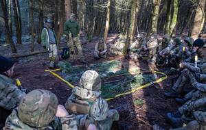 Учебный центр Camp Jomsborg расположен в Новая Демба-Липа, в 160 км от границы с Украиной