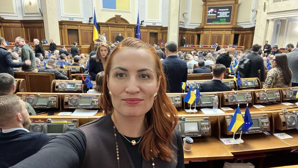 Никто из семьи нардепа не пострадал