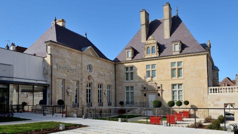 Из музея украли старинные монеты