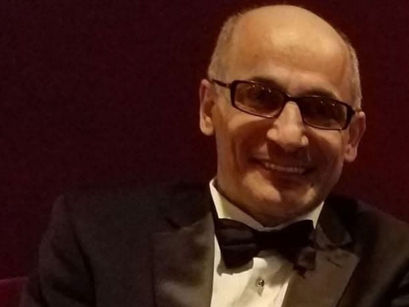 Сейчас идет торг, и вы попадаете под раздачу. Не хотите – смотрите на Азербайджан и берите пример