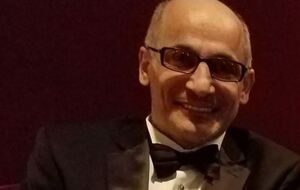 Сейчас идет торг, и вы попадаете под раздачу. Не хотите – смотрите на Азербайджан и берите пример