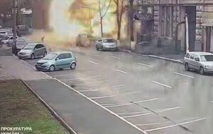 Поруч із місцем удару російського дрона було кілька перехожих