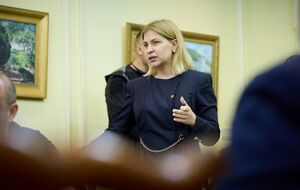 Мир возможен только через силу и давление на агрессора всеми доступными международными инструментами, считает Стефанишина