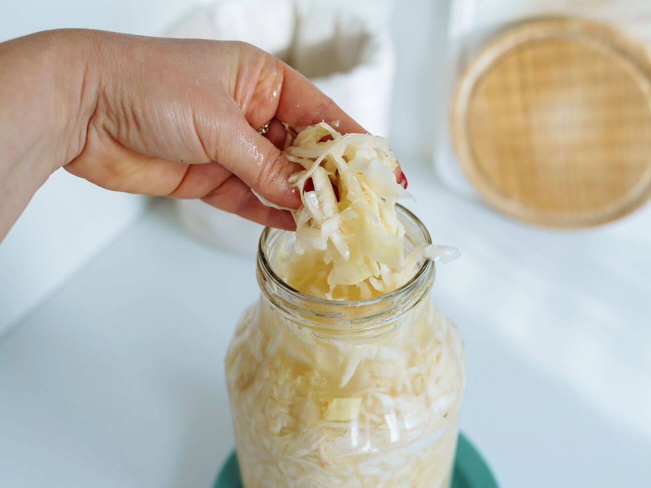 Капуста будет готова к употреблению очень быстро