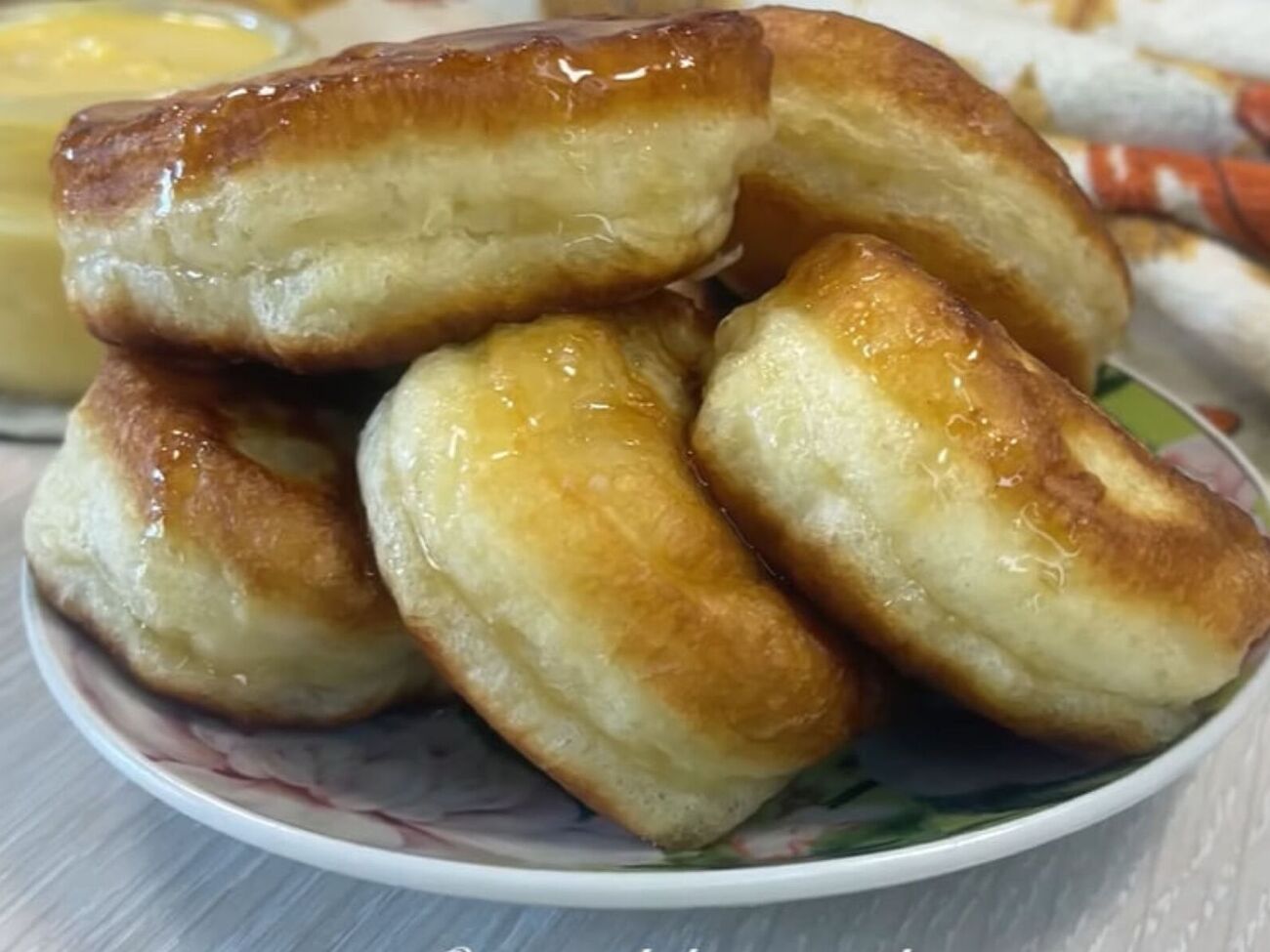 Обсмажуйте оладки із двох боків без кришки