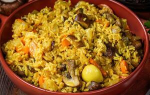 В плове должно быть достаточно специй