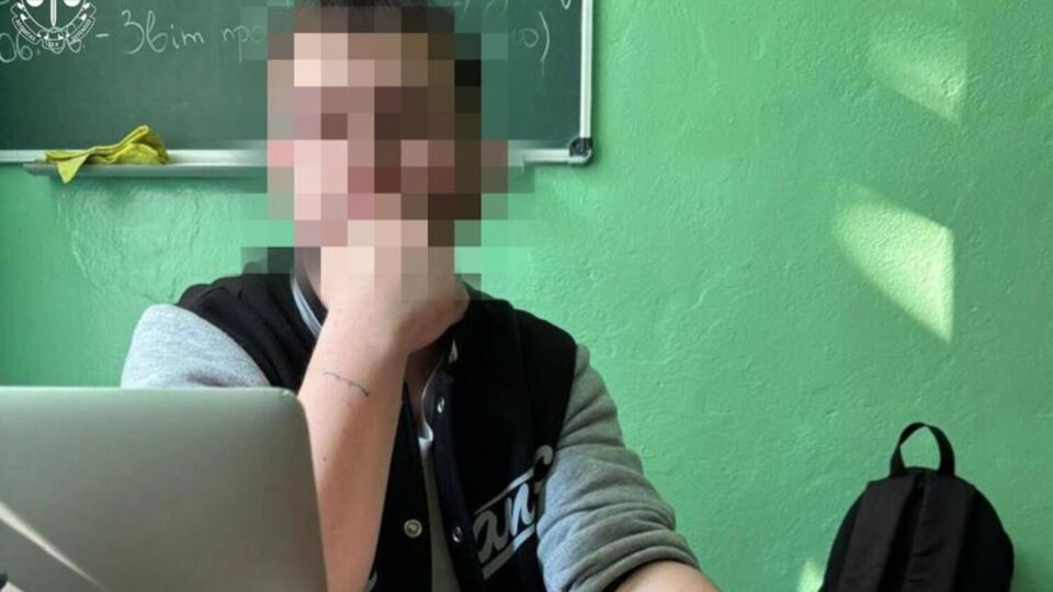 Правоохоронці дізналися про злочин учителя після зізнання одного з потерпілих матері