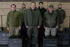 Наличие надежных источников электроснабжения критически важно для операторов дронов, подчеркнул Палатный