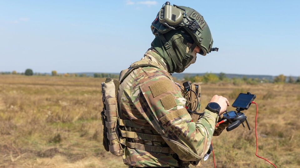 Стабильная связь – это такое же оружие, как и любой другой вид вооружения, сказал представитель НГУ