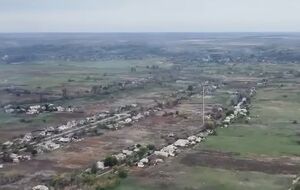 Сейчас в Торском – украинский флаг, отметили в 425-м полку "Скала"