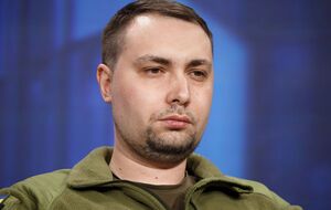 Буданов отметил, что в условиях беспрецедентных вызовов украинские женщины берут на себя лидерство в национальной безопасности