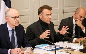 Макрон отметил необходимость наращивания военной поддержки Украины