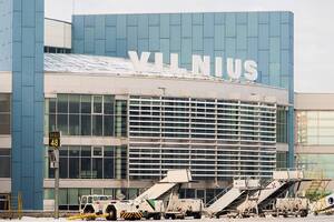 Аэропорты Вильнюса и Каунаса ввели ограничение воздушного пространства до 2.00 25 октября