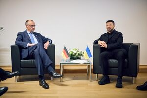 Зеленский сообщил, что они с Мерцем отдельно сосредоточились на решениях, которые могут еще больше укрепить ПВО Украины