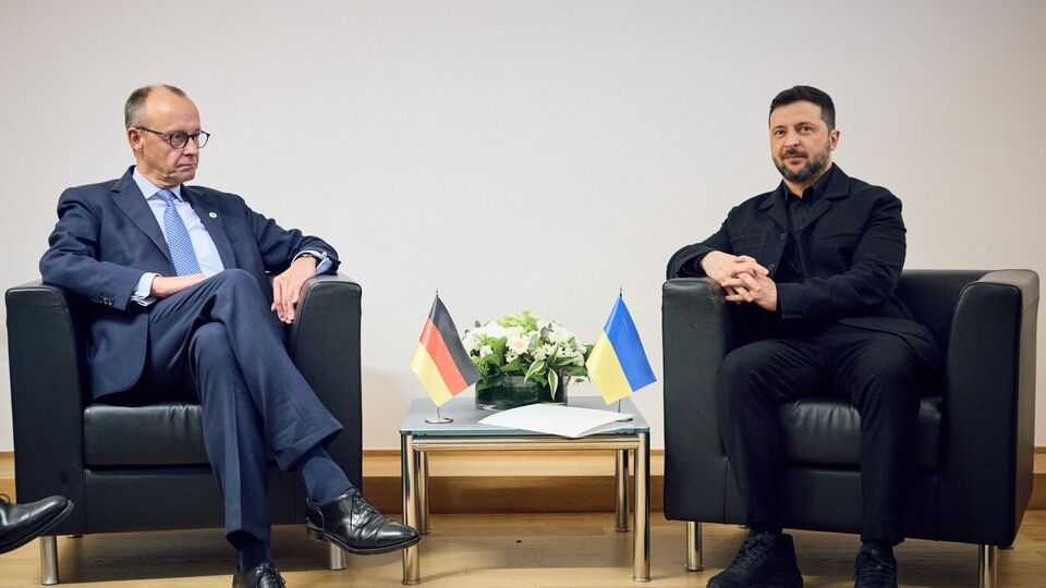 Зеленский сообщил, что они с Мерцем отдельно сосредоточились на решениях, которые могут еще больше укрепить ПВО Украины