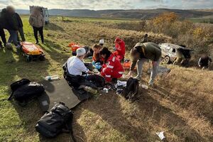 Прикордонники надали первинну медичну допомогу постраждалим і викликали "швидку" й поліцію, розповіли в ДПСУ