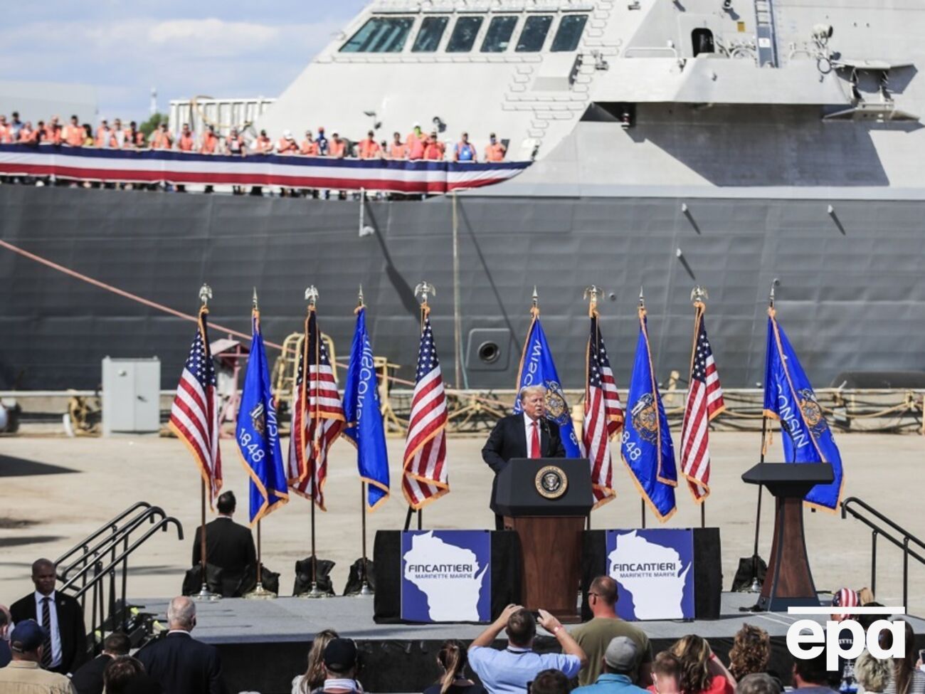 Трамп хоче оновити флот США