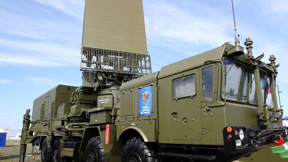 Дрони ГУР уразили РЛС 96Л6 ЗРК С-400 у Криму, розповіли у військовій розвідці України