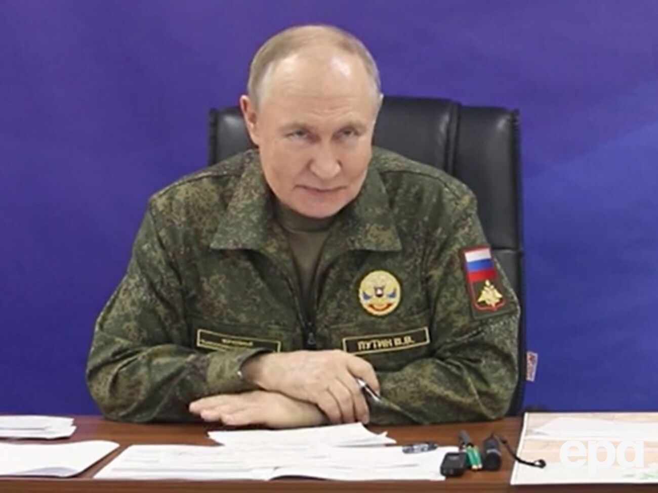 То, что, несмотря на санкции и давление на РФ, война в Украине продолжается, поддерживает веру Путина в победу, считает СМИ