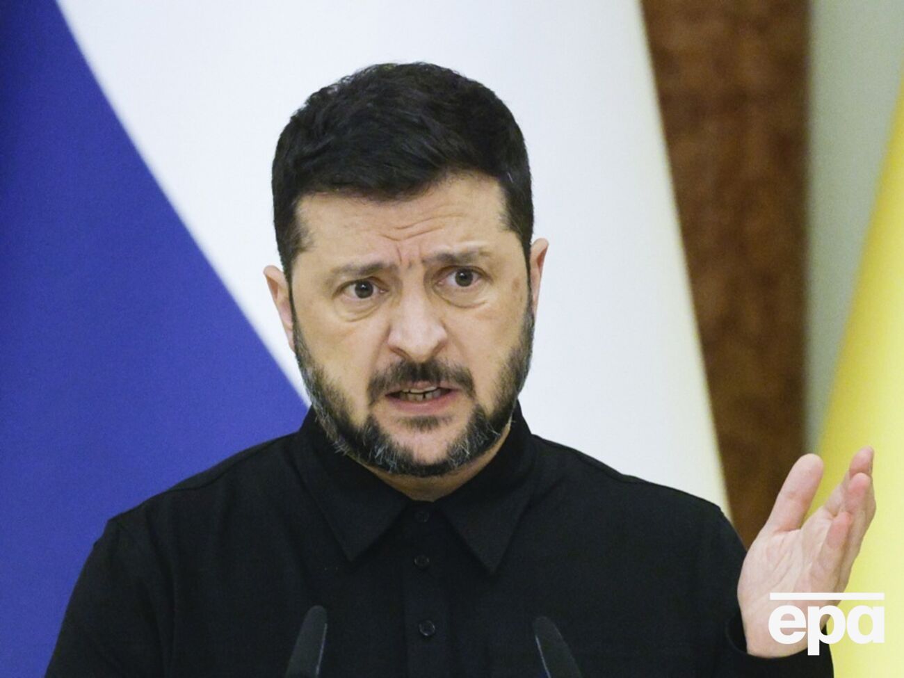 Зеленский назвал враньем сообщения об окружении РФ Купянска и Покровска