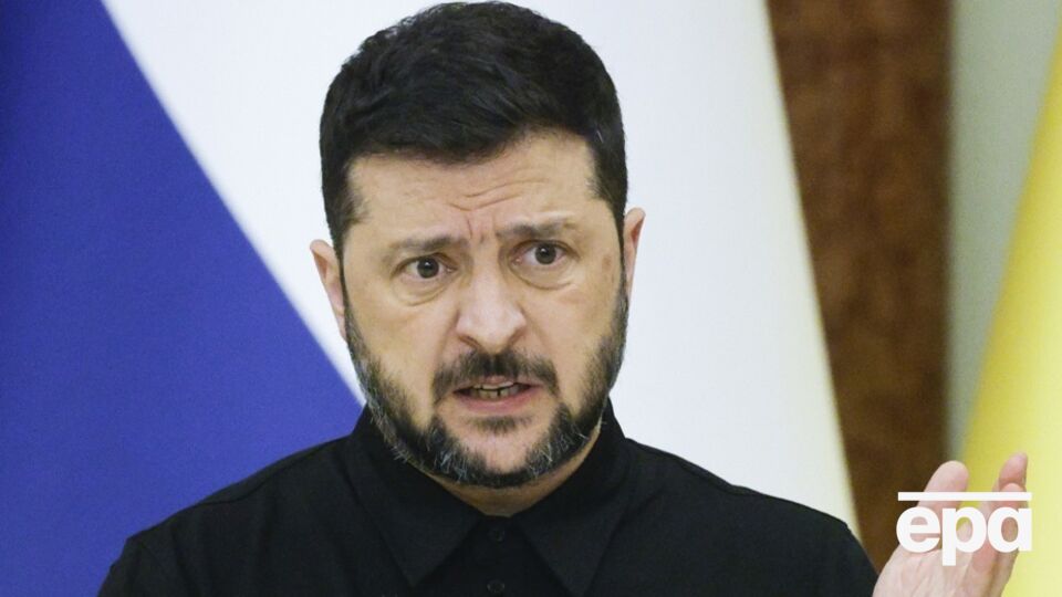 Зеленський назвав брехнею повідомлення про оточення РФ Куп'янська й Покровська