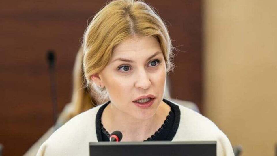 По словам Стефанишиной, деятельность Дмитриева в США направлена на то, чтобы Россия могла продолжать войну в Украине