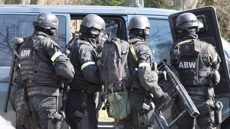 Украинцы задержаны на три месяца