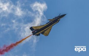 Серед піднятої китайцями авіації були винищувачі J-10