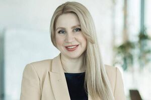 Первые 10 тренеров программы завершат подготовку в этом году, рассказала Сухова