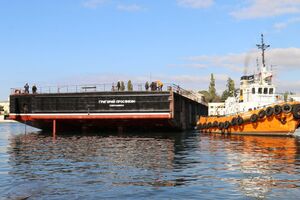 Авария произошла на плавучем кране "Григорий Просянкин"