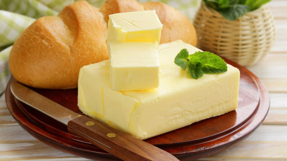 Настоящее масло достаточно жирное