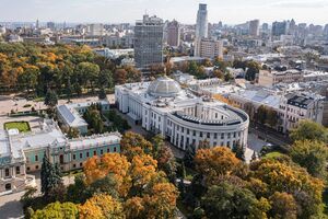 Есть доноры, которые не могут дать деньги на налогообложение, такие условия, отметил Оржель