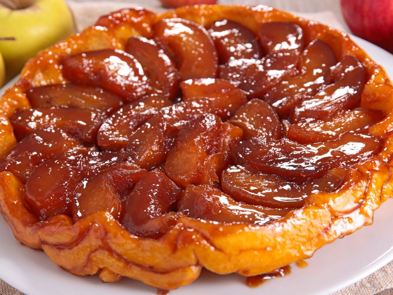 Цей пиріг чудово смакує саме восени