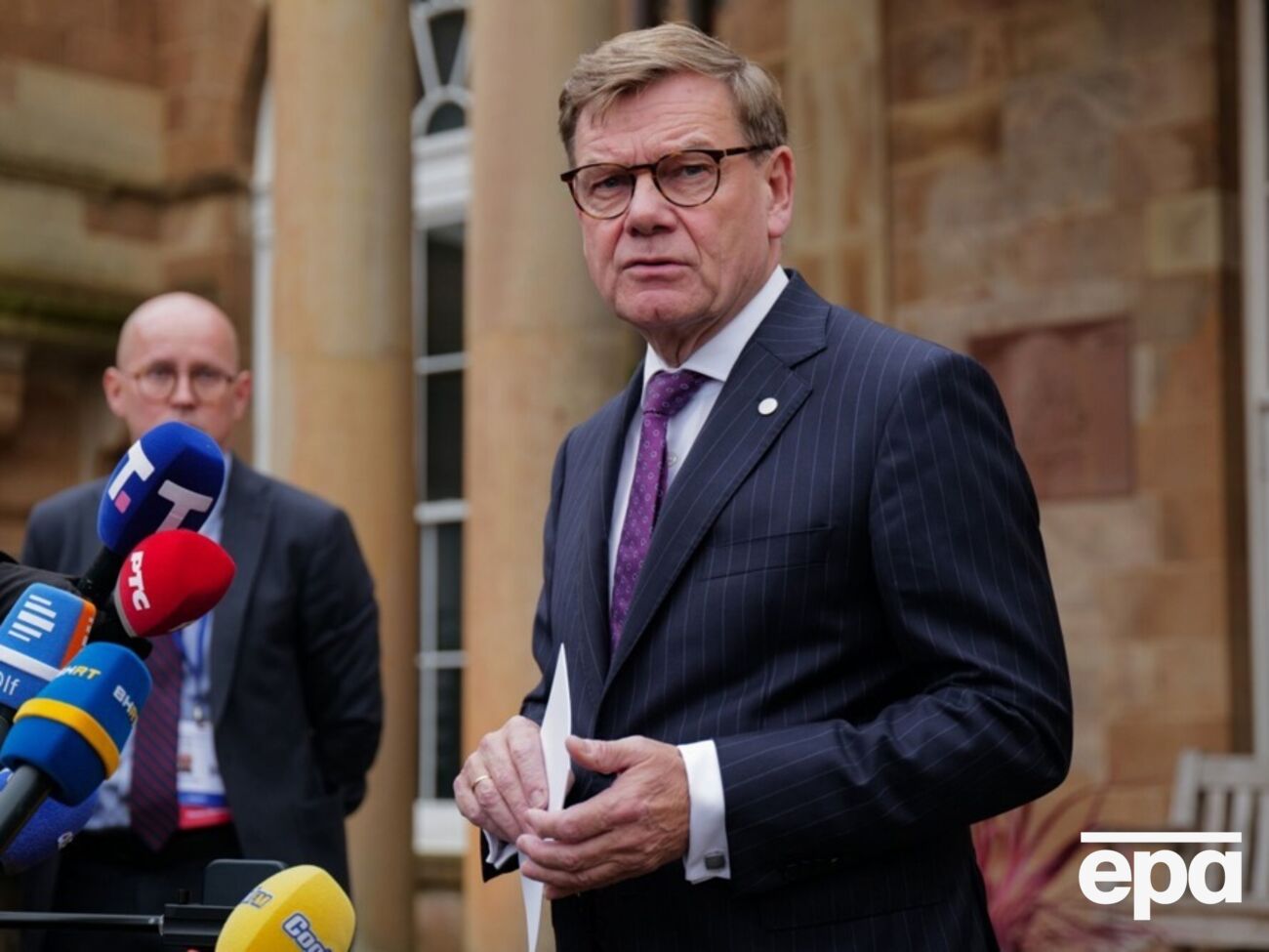 Вадефул призвал поддерживать Украину