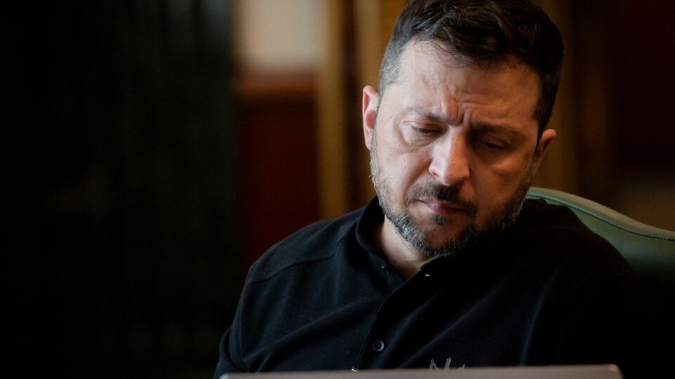 Украине не хватает ПВО для борьбы с дронами РФ, говорит президент