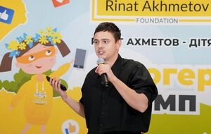 Алєксєєв закликав дітей шукати власне покликання й бути наполегливими