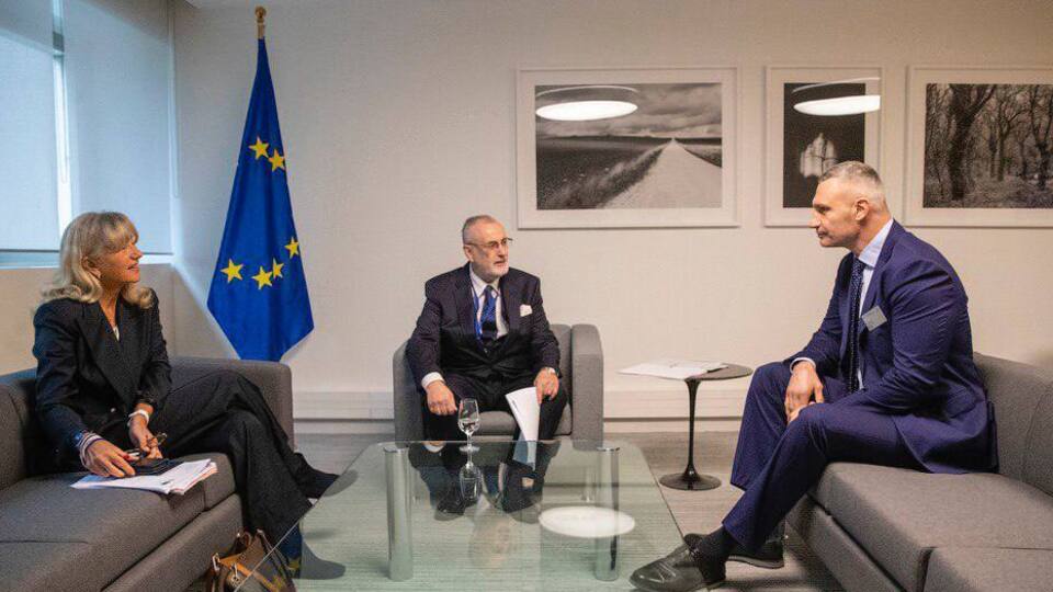 Кличко должен встретиться с генеральным секретарем Совета Европы Аленом Берсетом