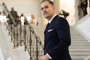 Беркович заявил, что ситуация произошла из-за наушников