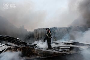 Атака окупантів 25 жовтня знищила найбільші склади фармпрепаратів у Києві