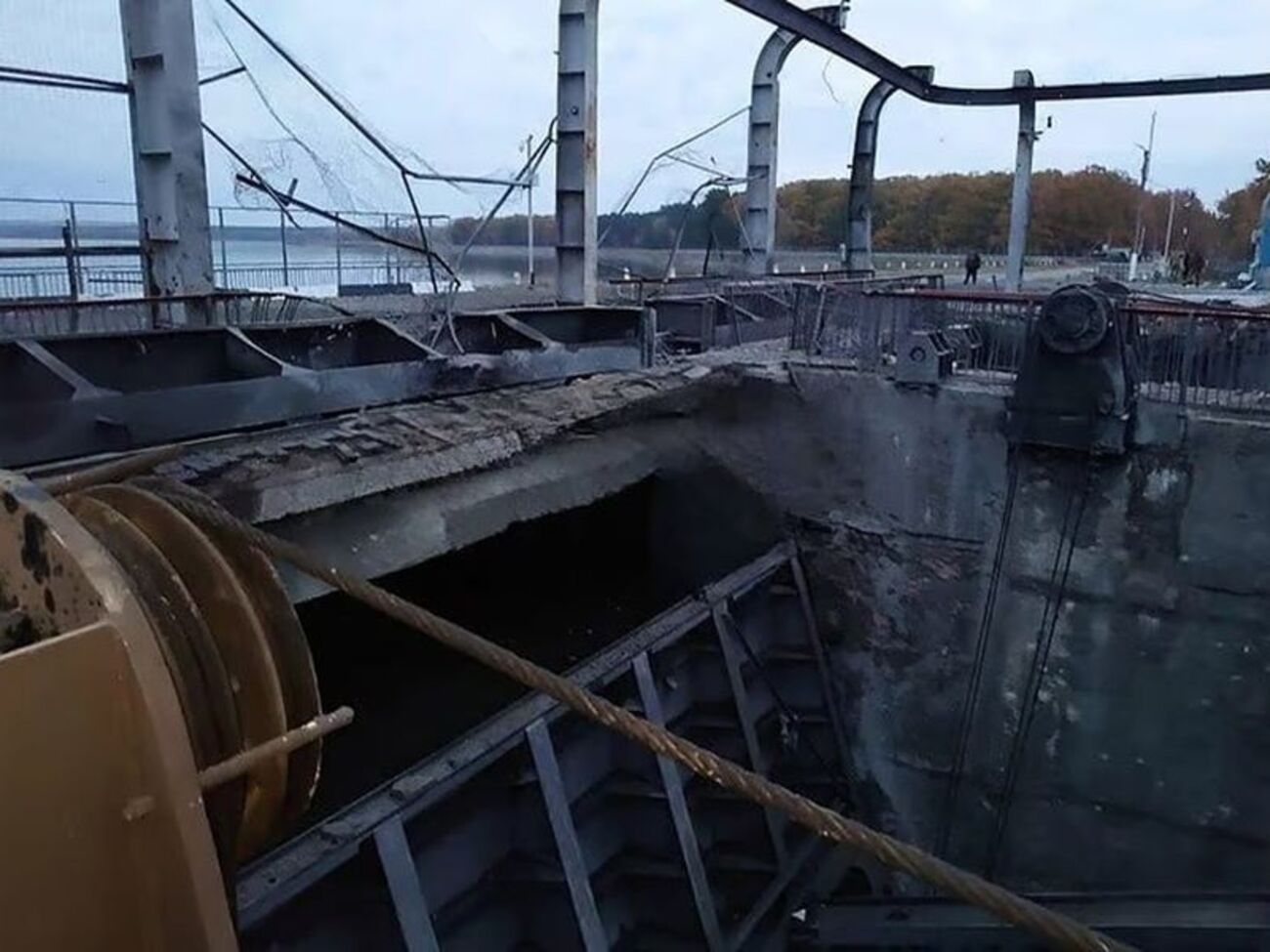 Вода з Бєлгородського водосховища підтоплює окупантів