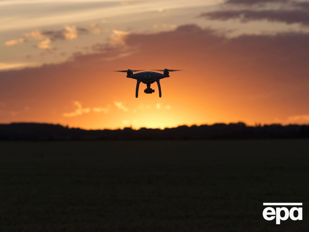 Один из дронов союзники сбили, однако найти его обломки не удалось