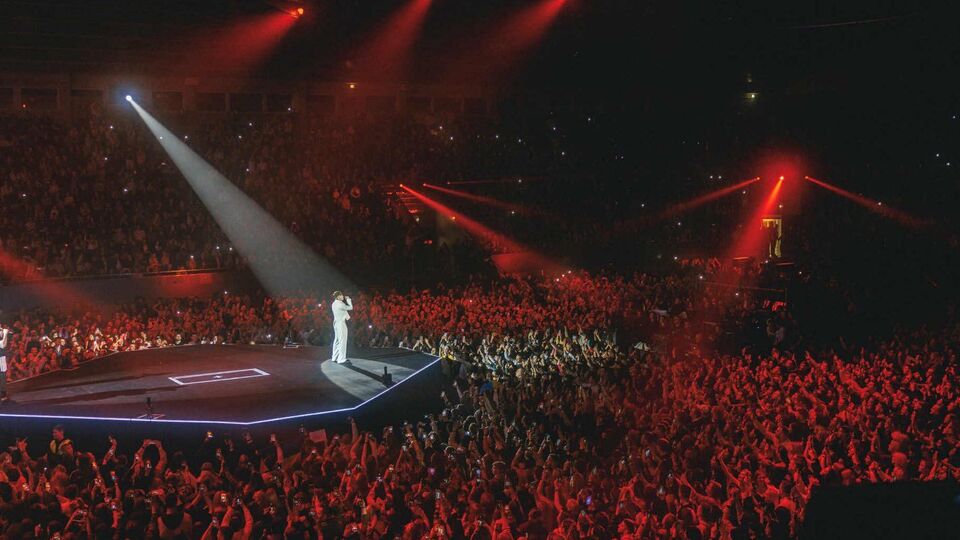 За последние три года Пивоваров провел более 300 благотворительных концертов