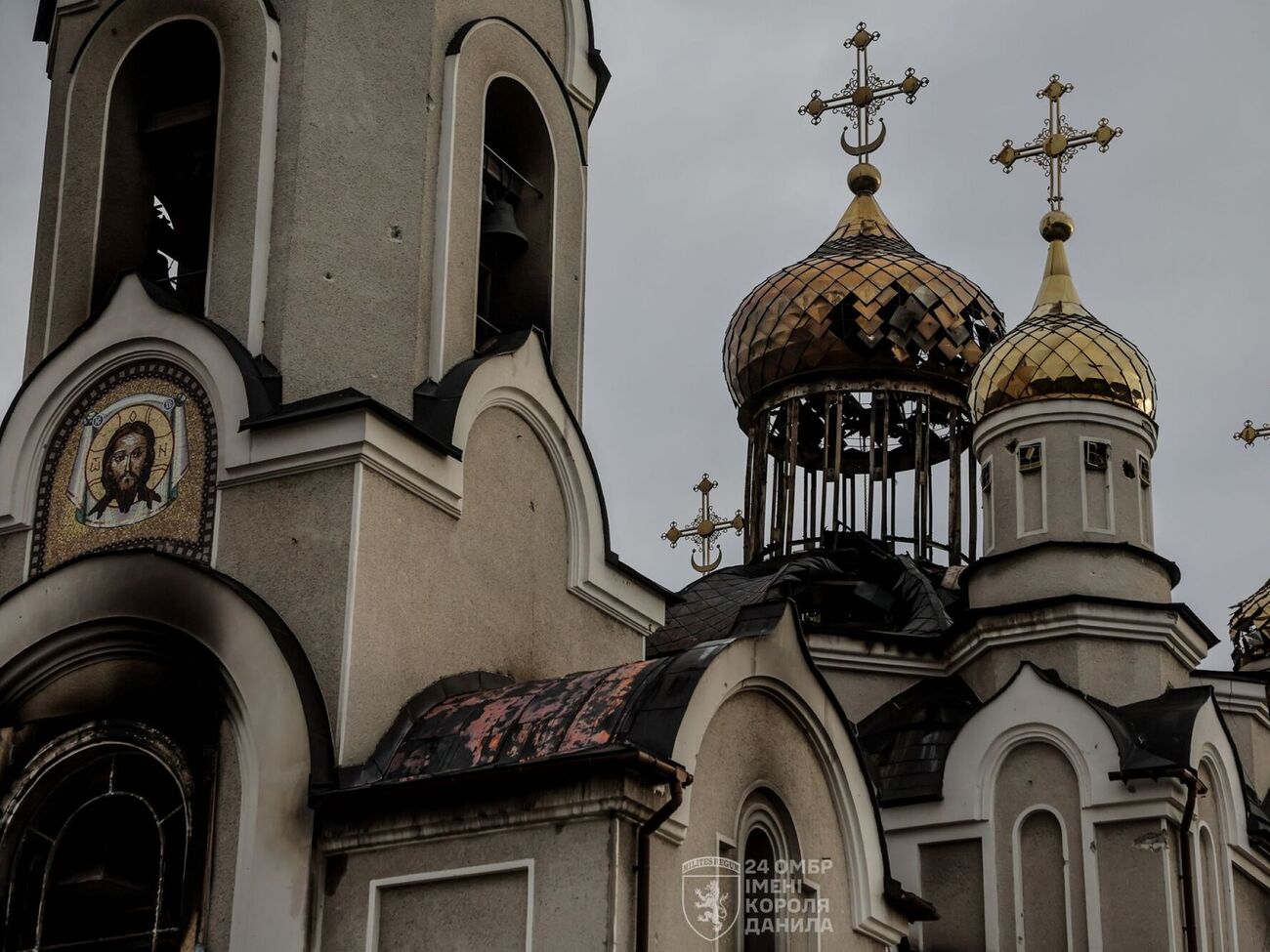 Офіцер відділення комунікації 24-ї ОБр поцілив із автомата в російський дрон, який летів біля храму