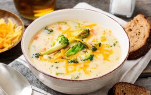 До супу додають броколі