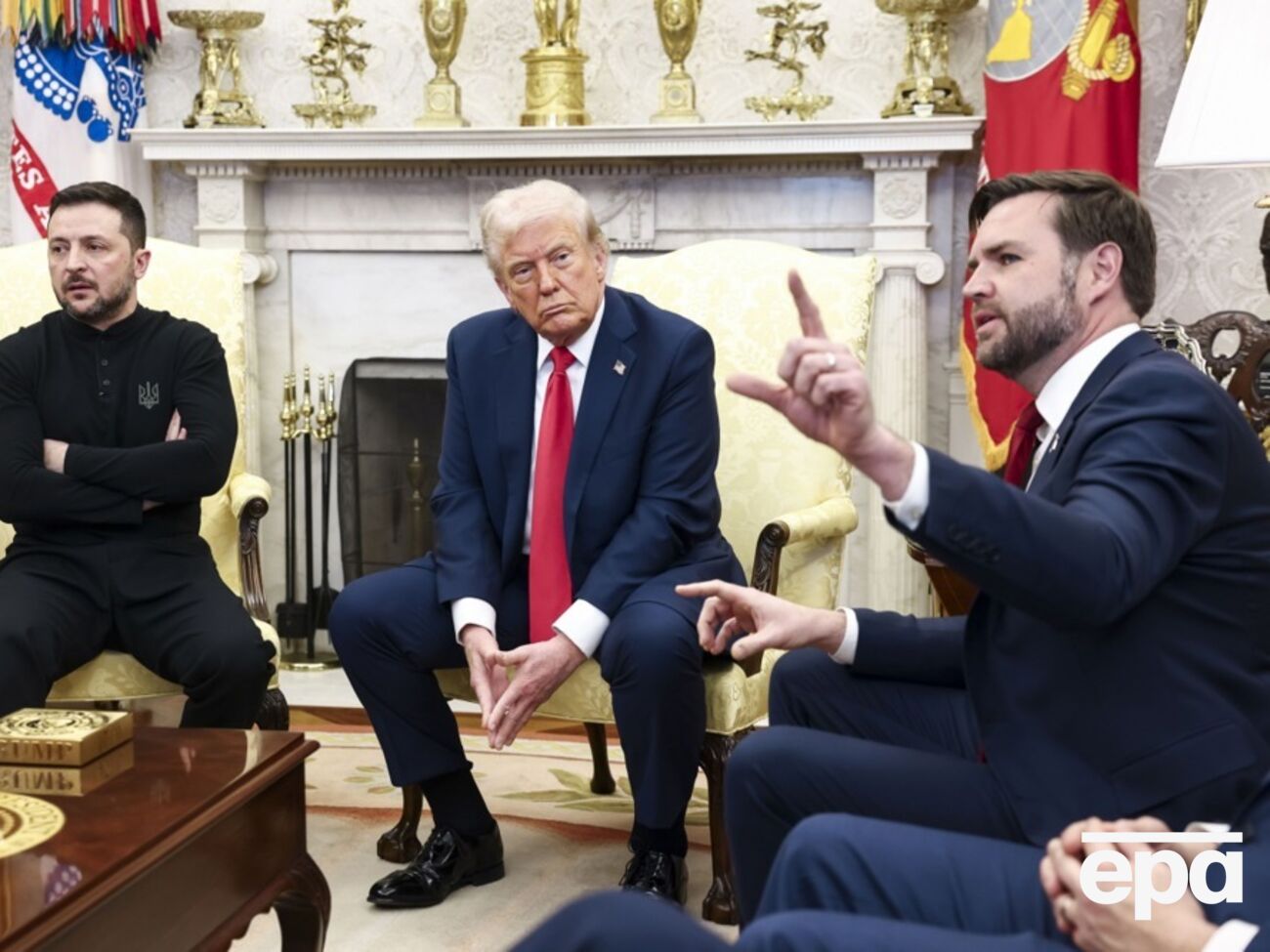 Вэнс отметил, что "просто разозлился, потому что почувствовал определенную грубость"